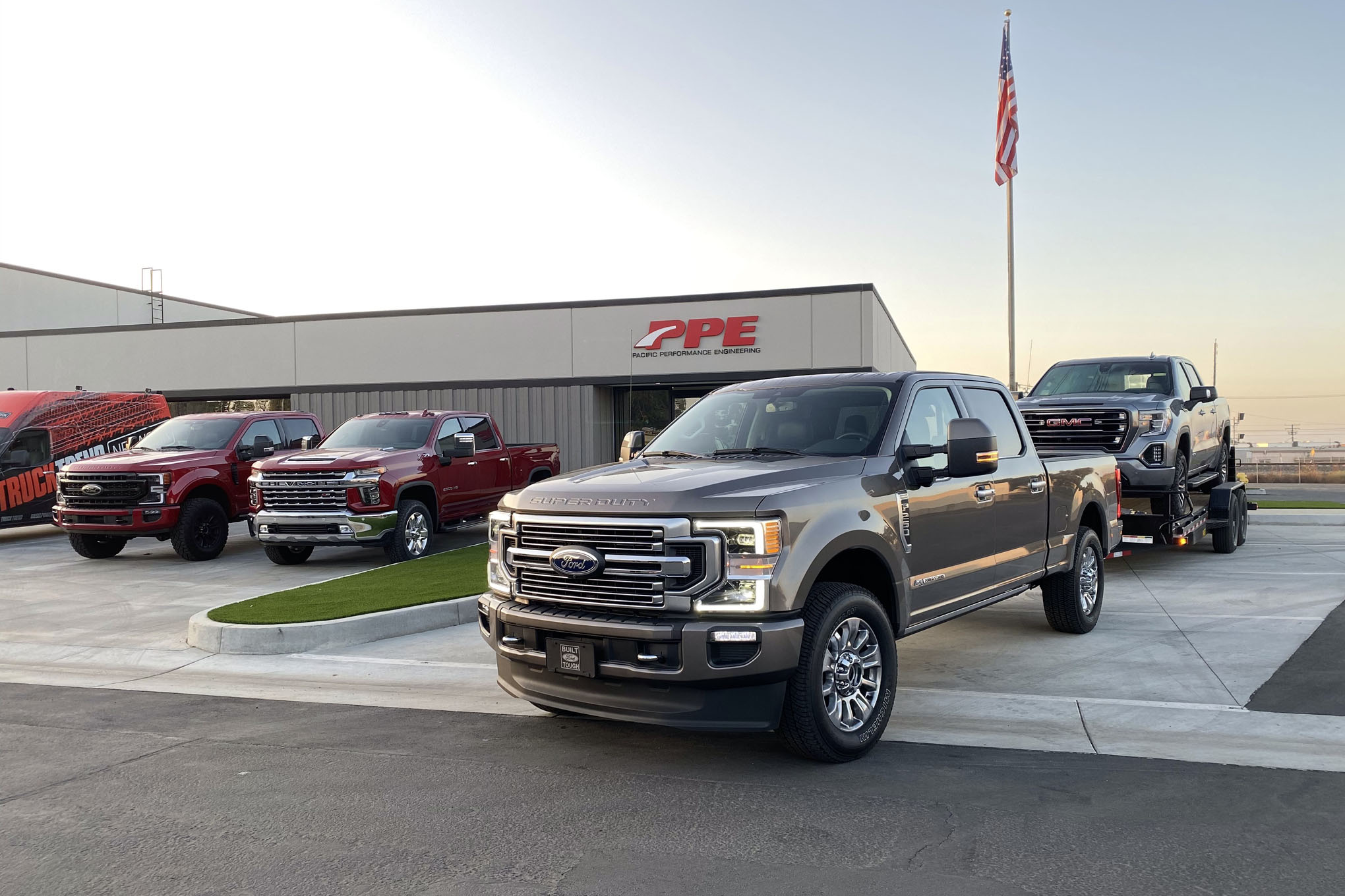 Hellwig S 17 Ford F 350 Goes Everywhere With Military Durability